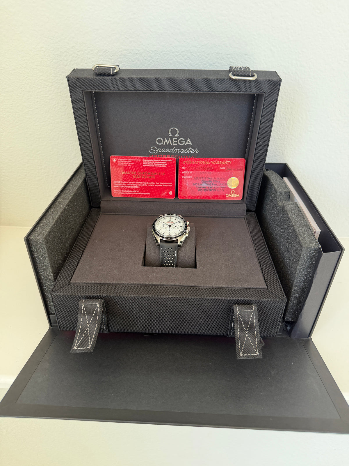 Omega Speedmaster Moonwatch Pro