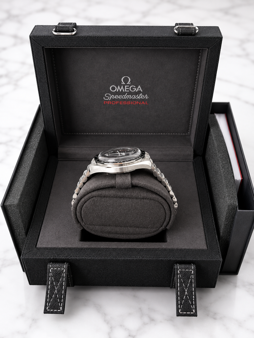 Omega Speedmaster Moonwatch Hesalite