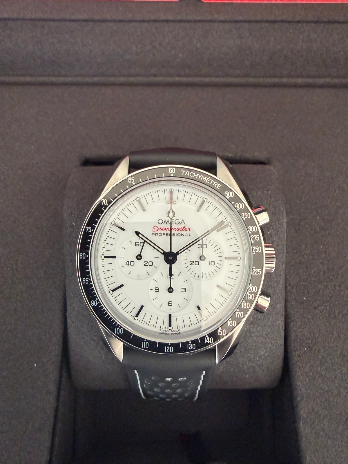 Omega Speedmaster Moonwatch Pro