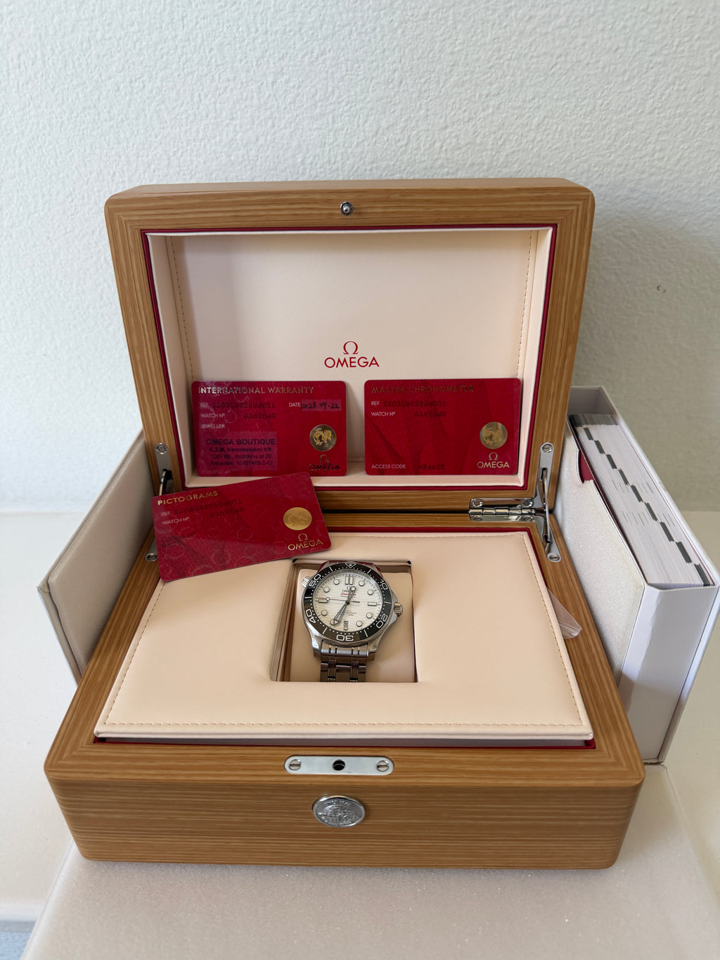 Omega Seamaster Diver 300M