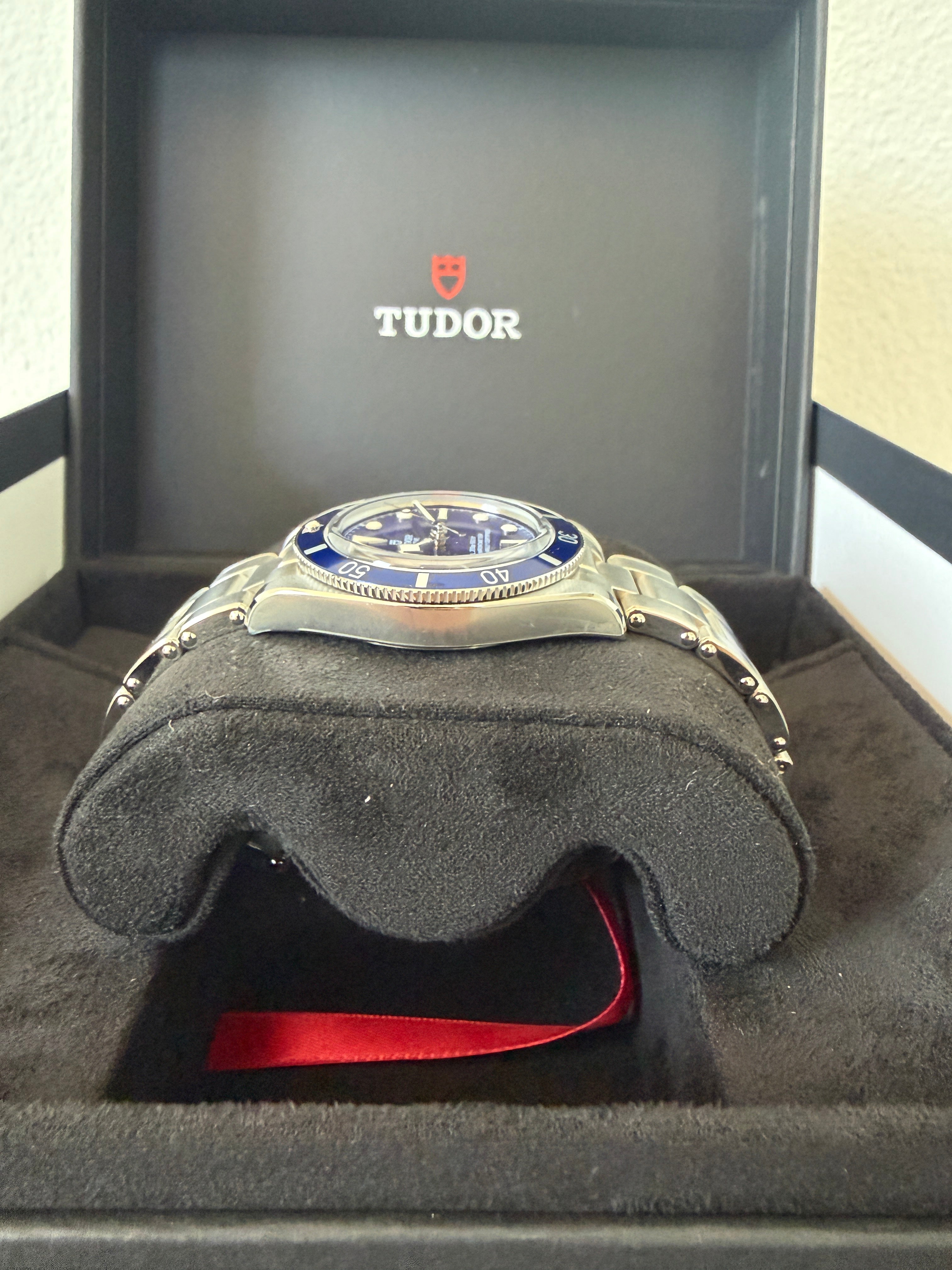 Tudor Black Bay 54 Blue