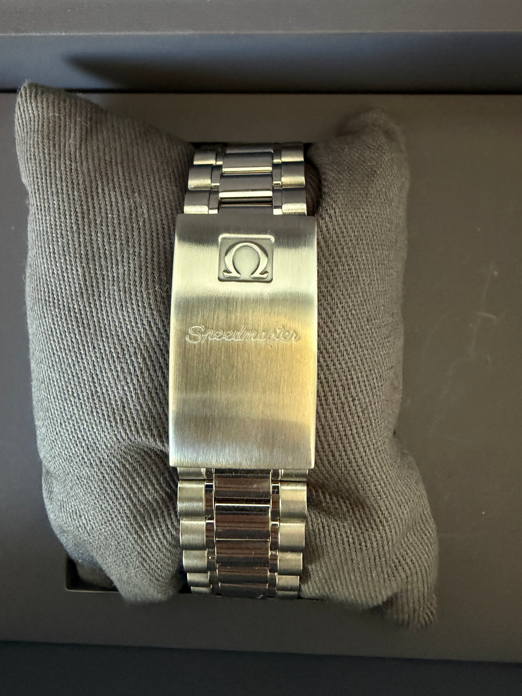 Omega Speedmaster Reduced