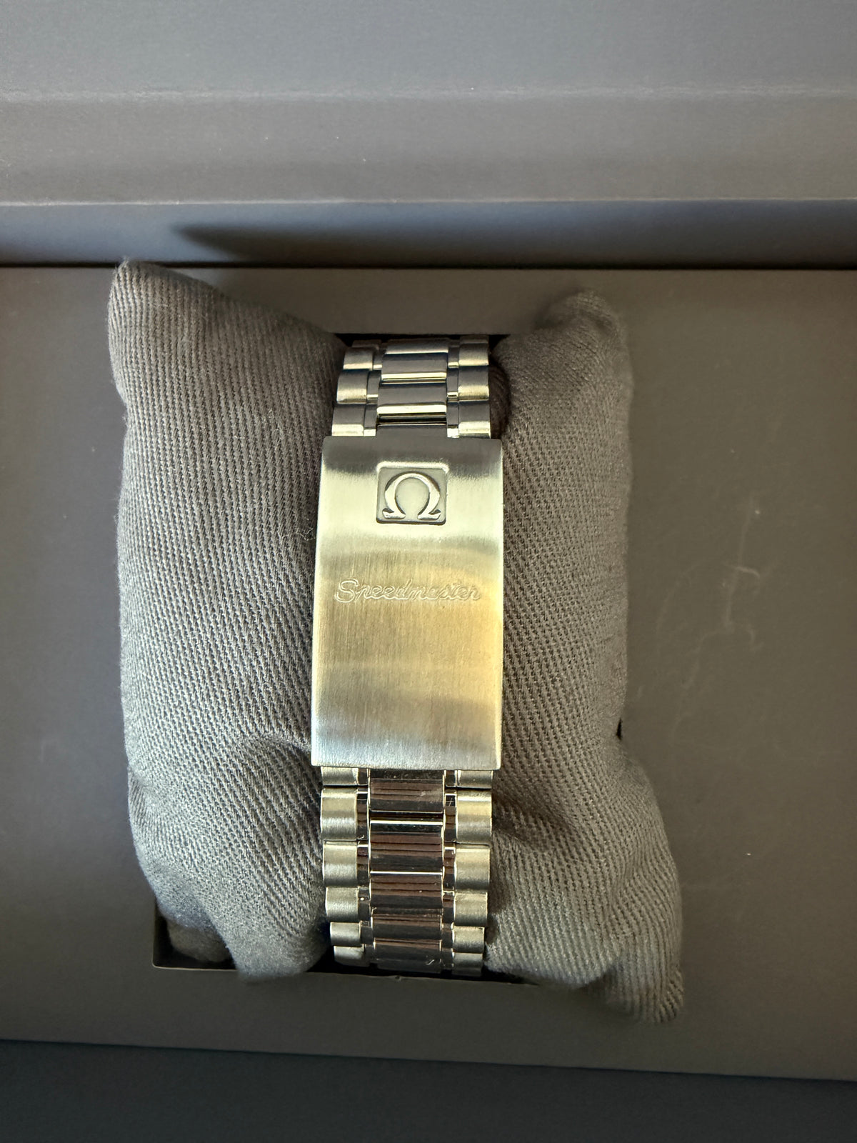 Omega Speedmaster Reduced